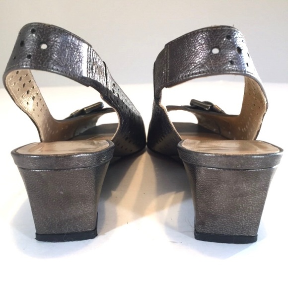 Stuart Weitzman Womens Gray Perforated Leather Wedge Heels Slingback size 6.5 - Picture 4 of 13